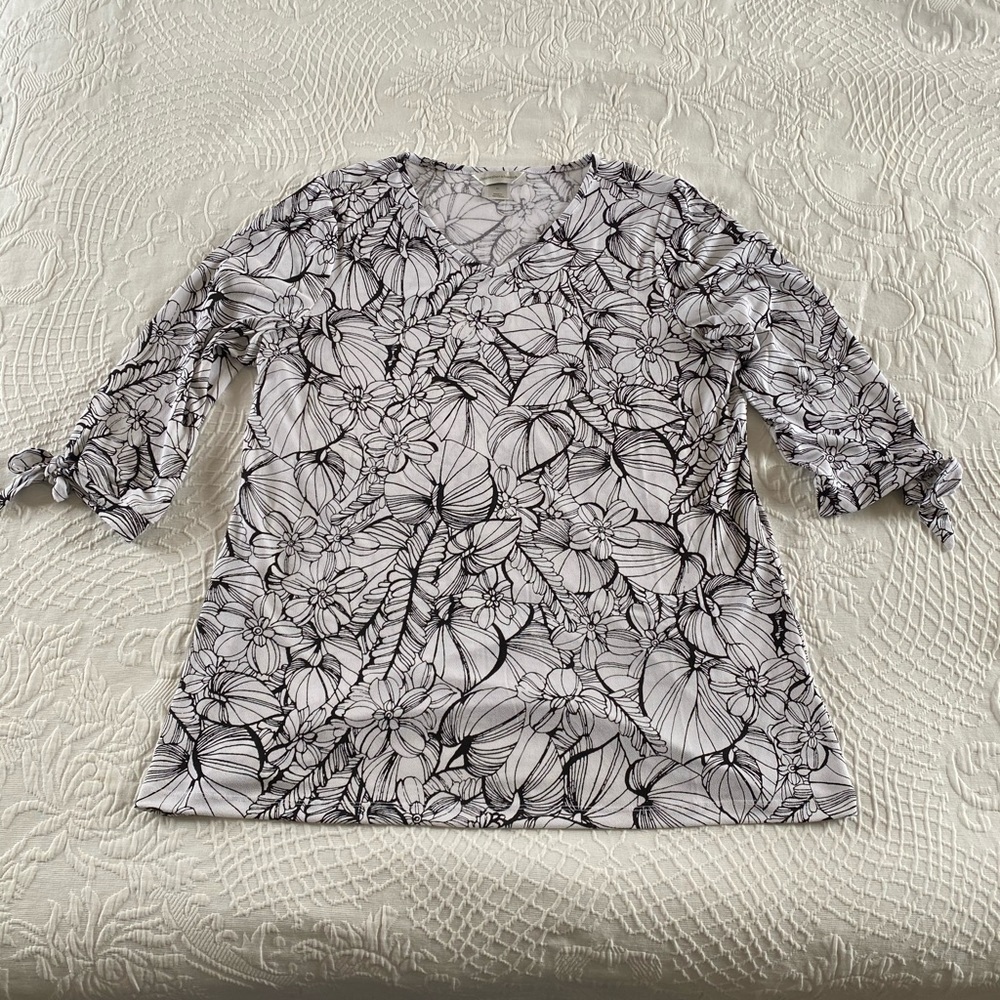 Black and white  Everywhere easy wear collection